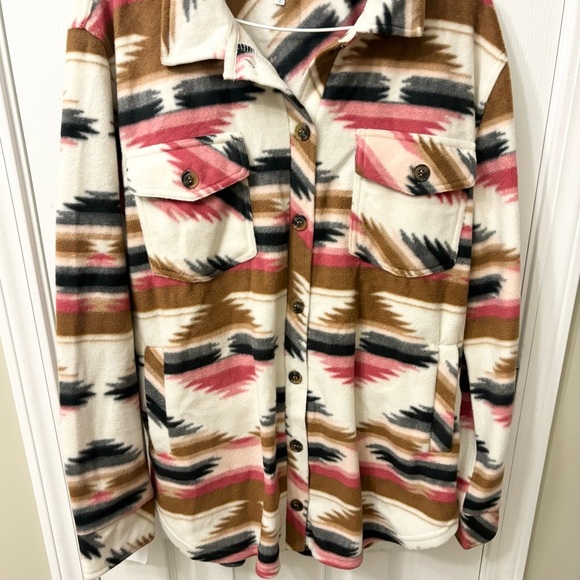 Weekend Everyday Aztec Tribal Print Fleece Shacket Womens Size Large - Picture 4 of 8
